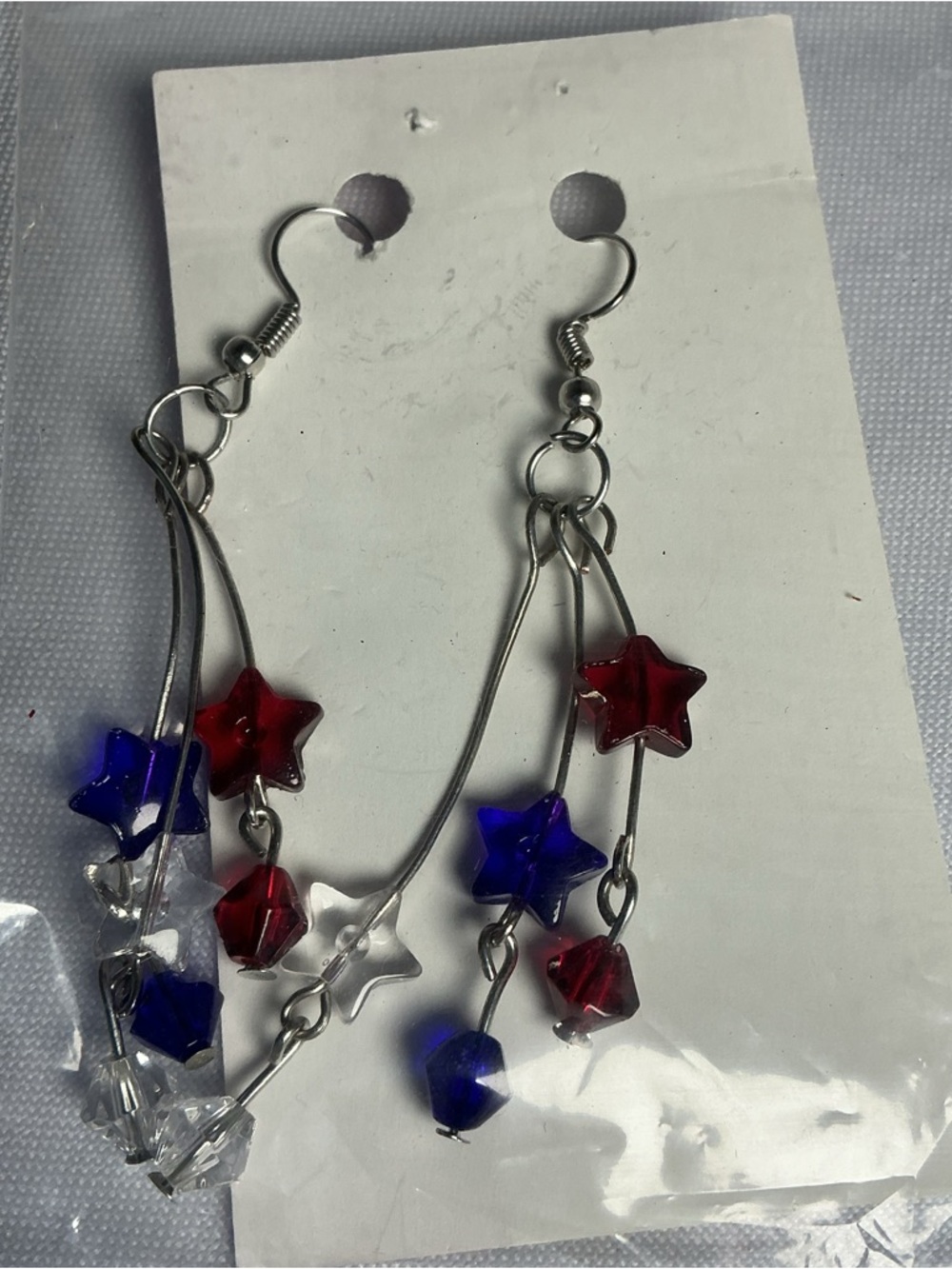 Red White Blue Star Beaded Dangle Earrings Patriotic USA Holiday - Picture 2 of 3